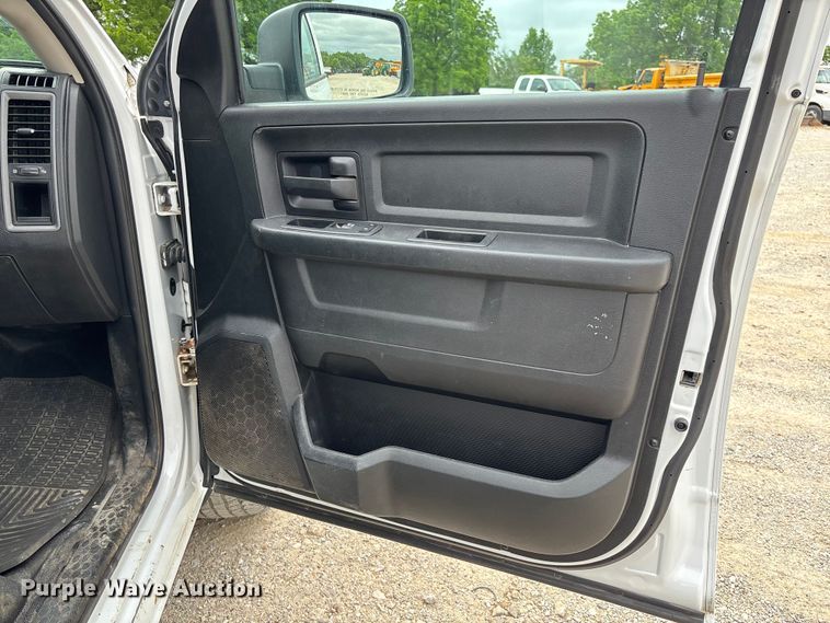 image for item FC5814 2017 RAM 1500 Ext. Cab pickup truck
