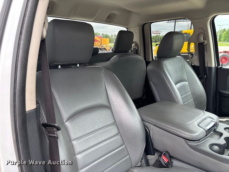 image for item FC5814 2017 RAM 1500 Ext. Cab pickup truck