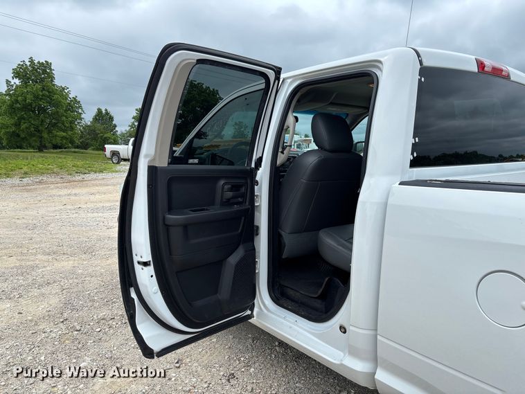 image for item FC5814 2017 RAM 1500 Ext. Cab pickup truck