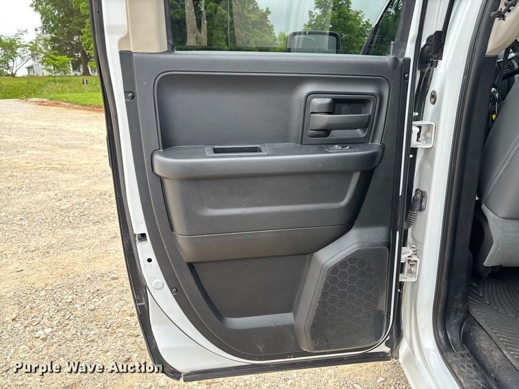 image for item FC5814 2017 RAM 1500 Ext. Cab pickup truck