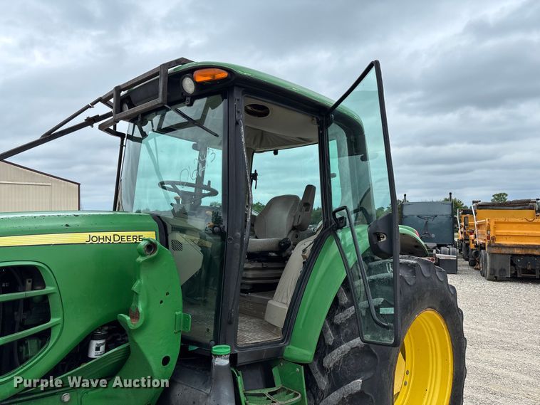 image for item FC5815 2009 John Deere 6430 MFWD tractor