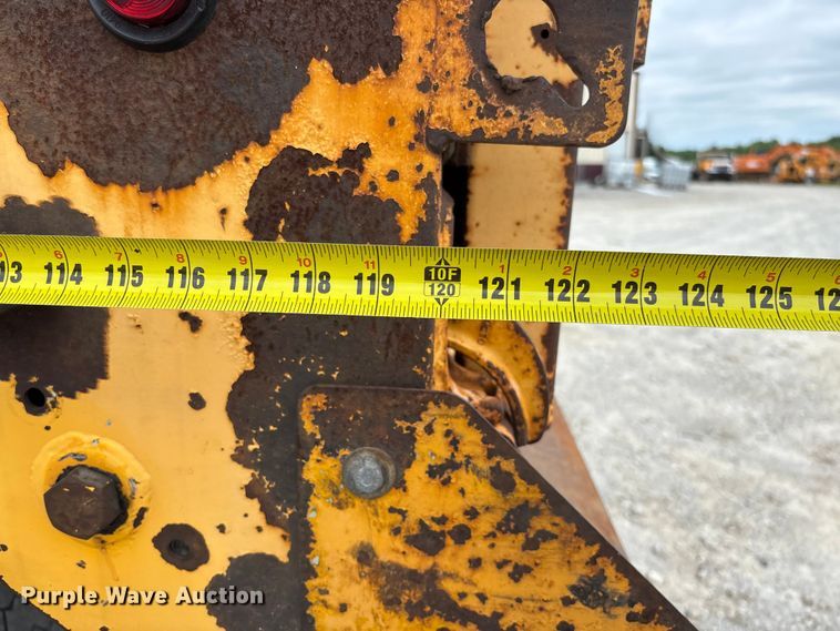 image for item FC5818 2005 International 7400 dump truck
