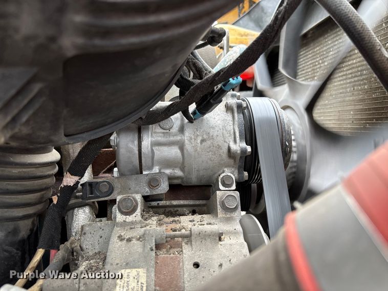 image for item FC5818 2005 International 7400 dump truck