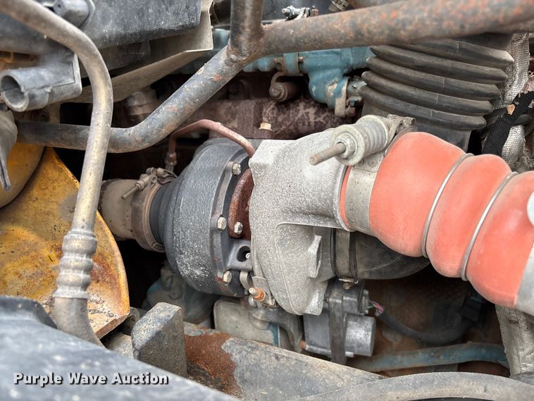 image for item FC5818 2005 International 7400 dump truck