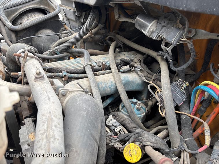 image for item FC5819 2005 International 7400 dump truck