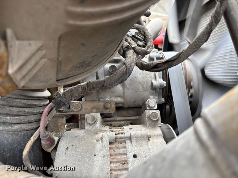 image for item FC5819 2005 International 7400 dump truck