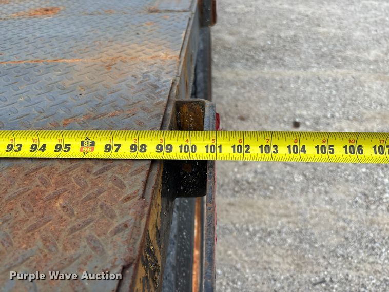 image for item FC5820 2006 International 7400 flatbed truck