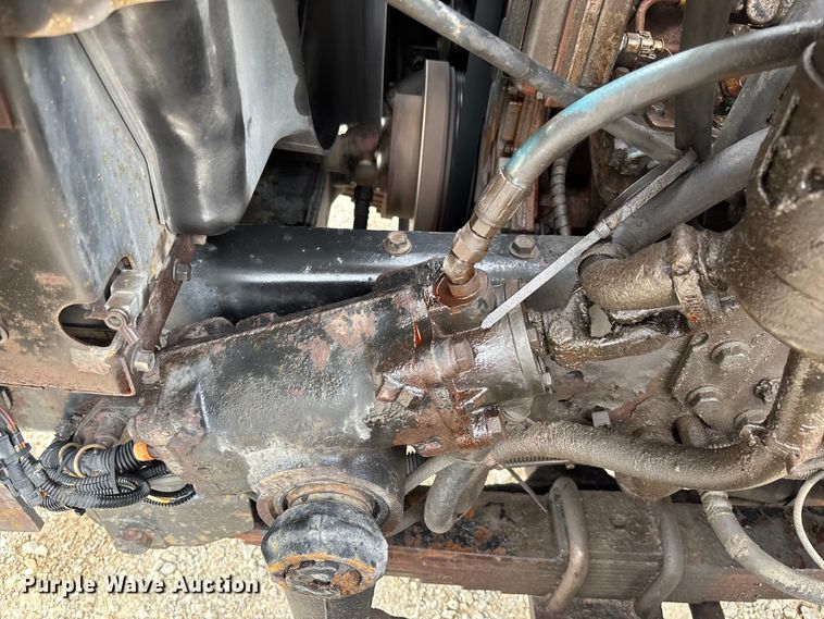 image for item FC5820 2006 International 7400 flatbed truck