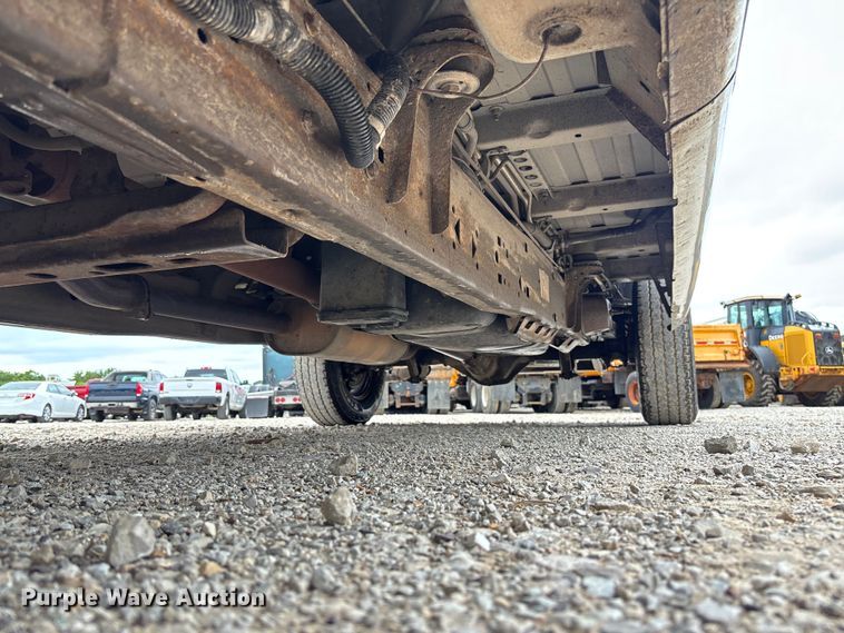 image for item FC5821 2013 Chevrolet Express 3500 van
