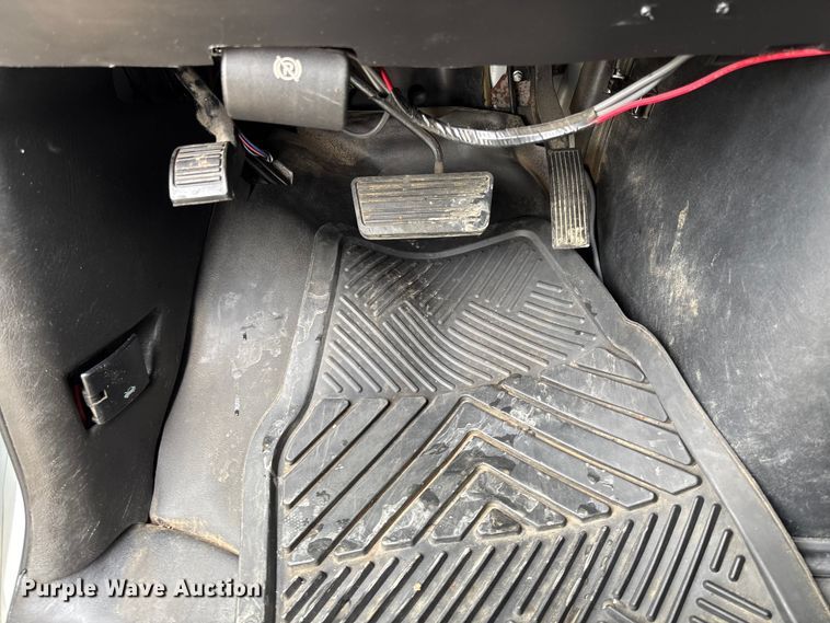 image for item FC5821 2013 Chevrolet Express 3500 van