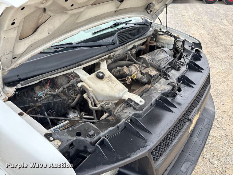 image for item FC5821 2013 Chevrolet Express 3500 van