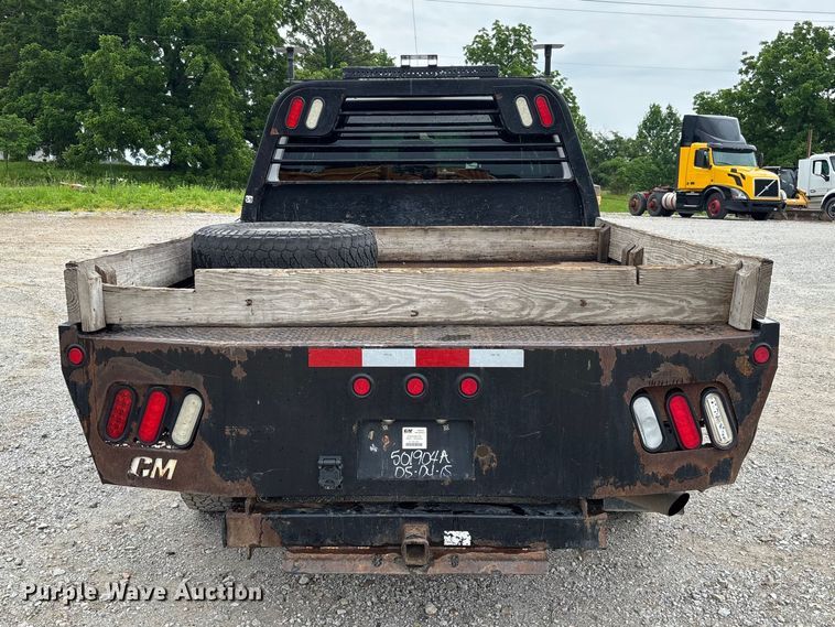 image for item FC5842 2016 Ford F250 Super Duty Crew Cab flatbed pickup truck