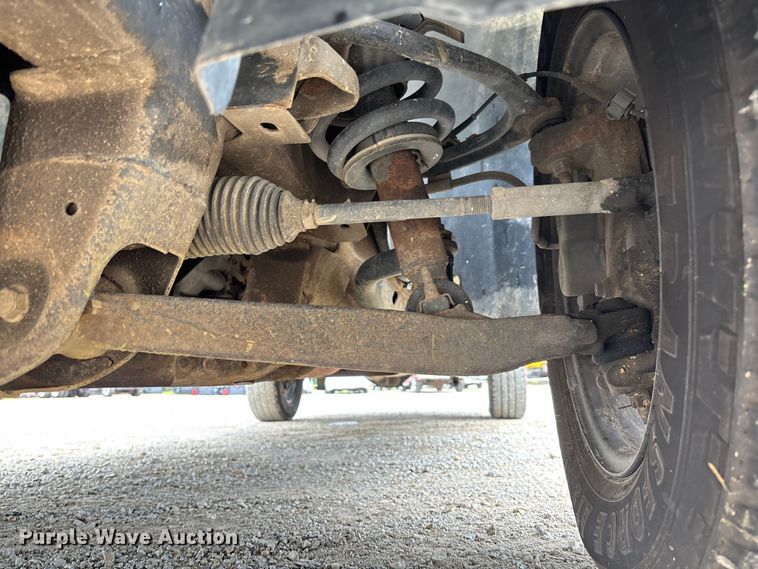 image for item FC5843 2013 Chevrolet Silverado 1500 Ext. Cab pickup truck