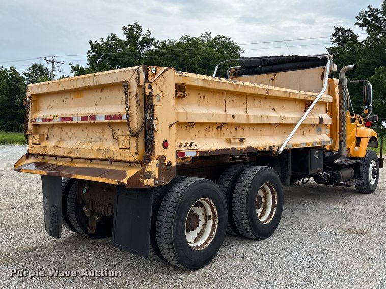 image for item FC5844 2010 International 7500 dump truck