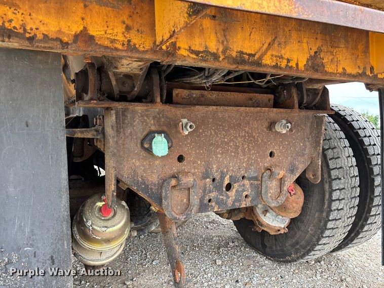 image for item FC5844 2010 International 7500 dump truck