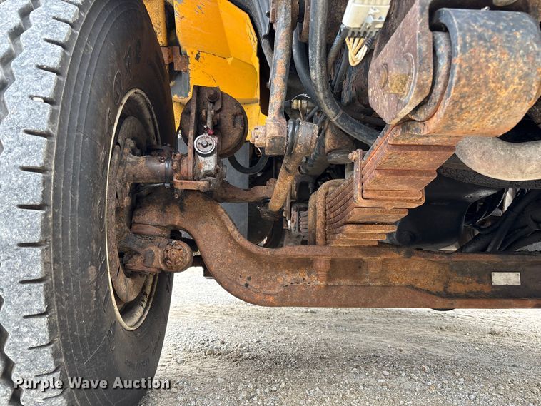 image for item FC5844 2010 International 7500 dump truck