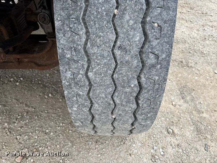 image for item FC5844 2010 International 7500 dump truck