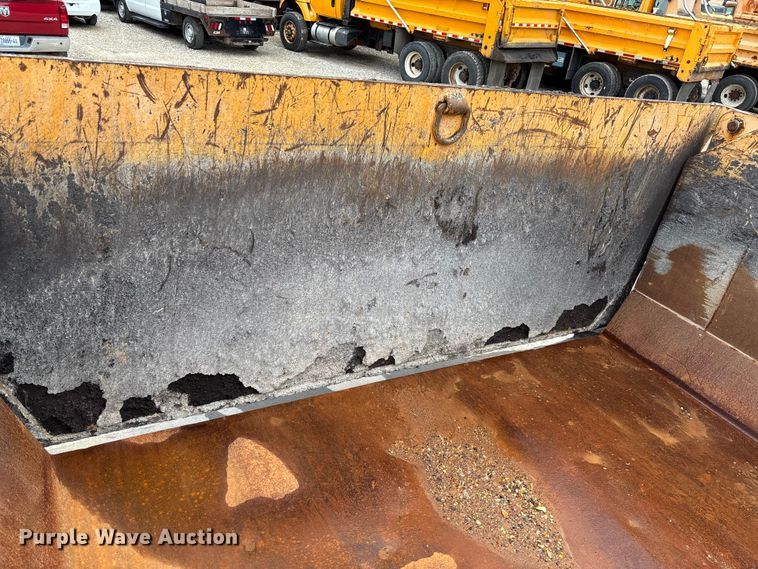 image for item FC5845 2010 International 7500 dump truck
