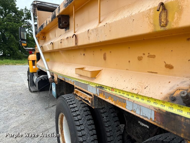 image for item FC5845 2010 International 7500 dump truck