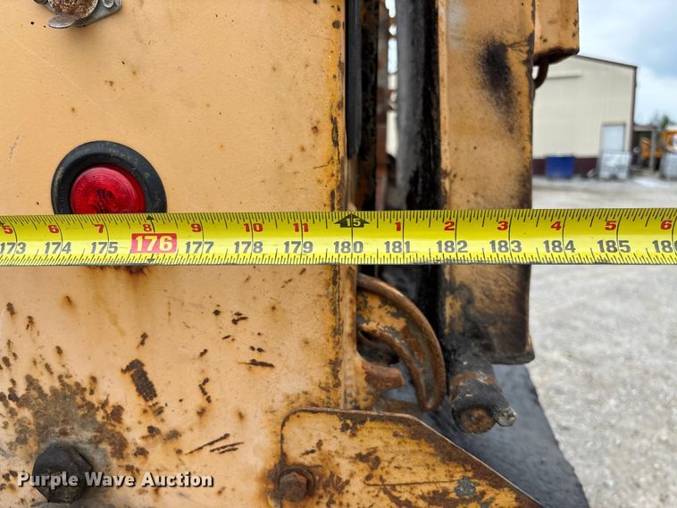 image for item FC5845 2010 International 7500 dump truck