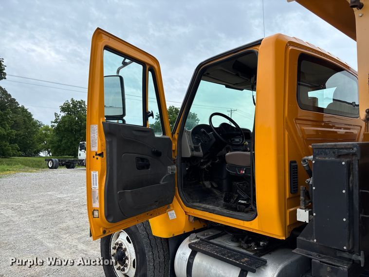 image for item FC5845 2010 International 7500 dump truck