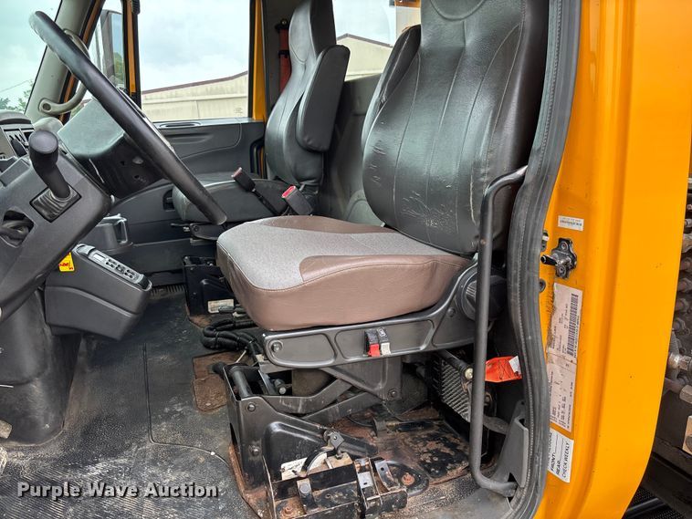 image for item FC5845 2010 International 7500 dump truck