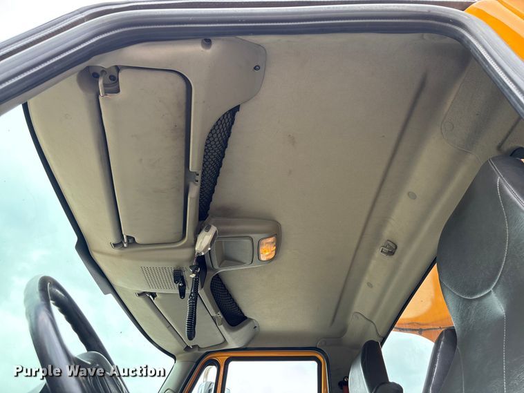 image for item FC5845 2010 International 7500 dump truck