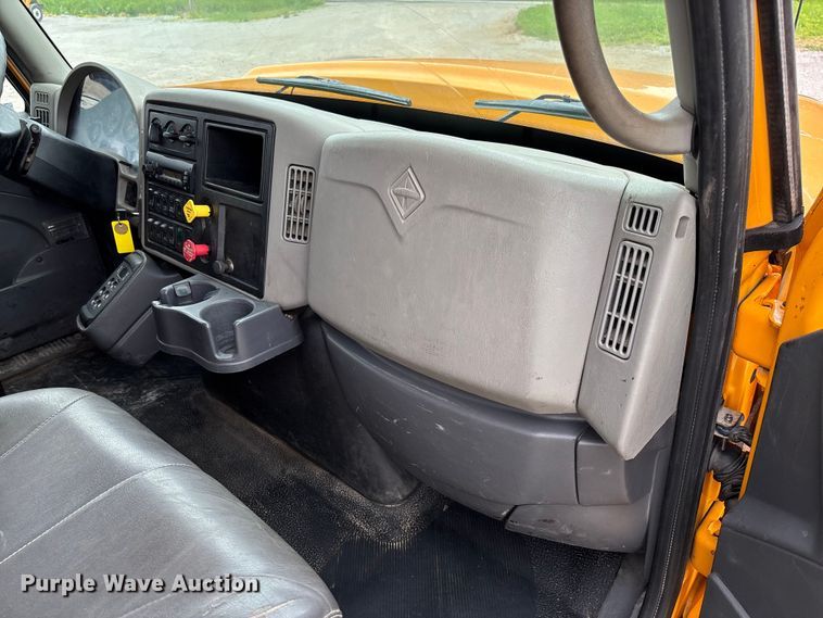 image for item FC5845 2010 International 7500 dump truck