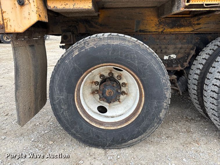 image for item FC5845 2010 International 7500 dump truck