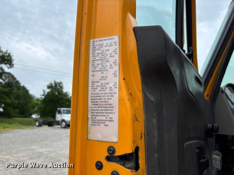 image for item FC5845 2010 International 7500 dump truck