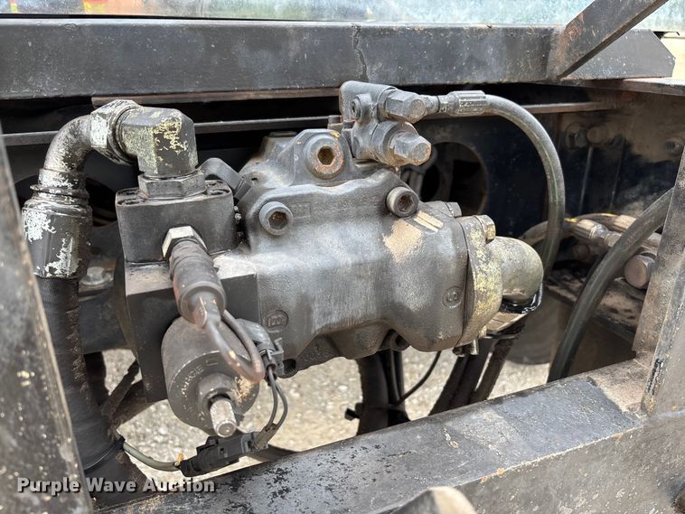 image for item FC5846 2006 International 7400 dump truck