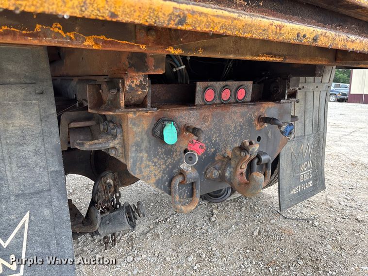 image for item FC5846 2006 International 7400 dump truck