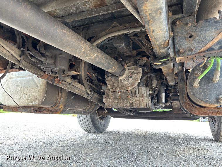 image for item FC5846 2006 International 7400 dump truck