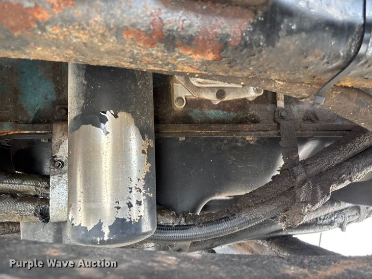 image for item FC5846 2006 International 7400 dump truck