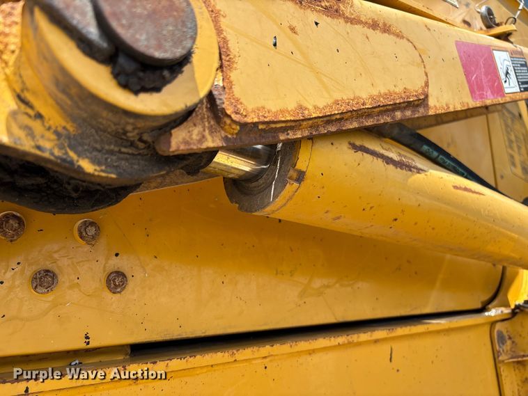 image for item FC5857 2003 John Deere 310SG backhoe