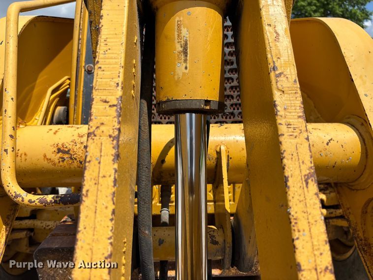 image for item FC5857 2003 John Deere 310SG backhoe