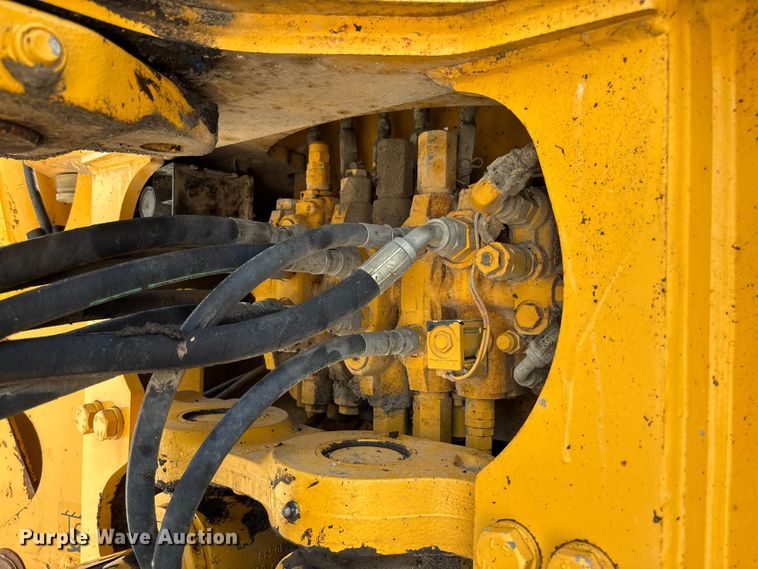 image for item FC5857 2003 John Deere 310SG backhoe