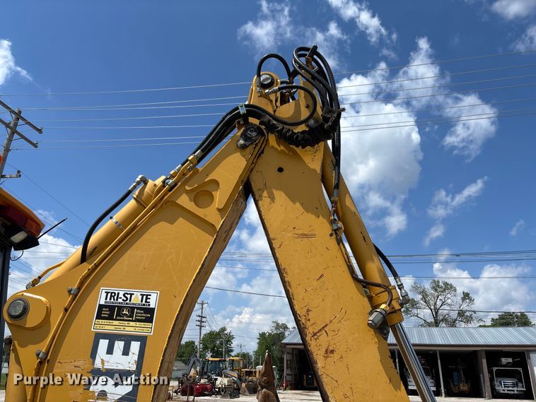image for item FC5857 2003 John Deere 310SG backhoe