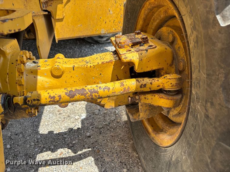 image for item FC5857 2003 John Deere 310SG backhoe