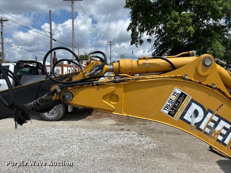 image for item FC5857 2003 John Deere 310SG backhoe