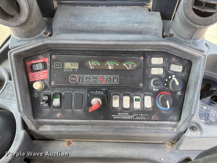 image for item FC5857 2003 John Deere 310SG backhoe