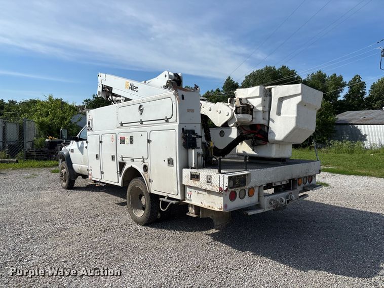 image for item FC5860 2009 Dodge Ram 5500 bucket truck