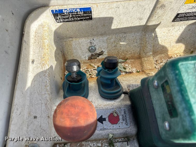 image for item FC5860 2009 Dodge Ram 5500 bucket truck