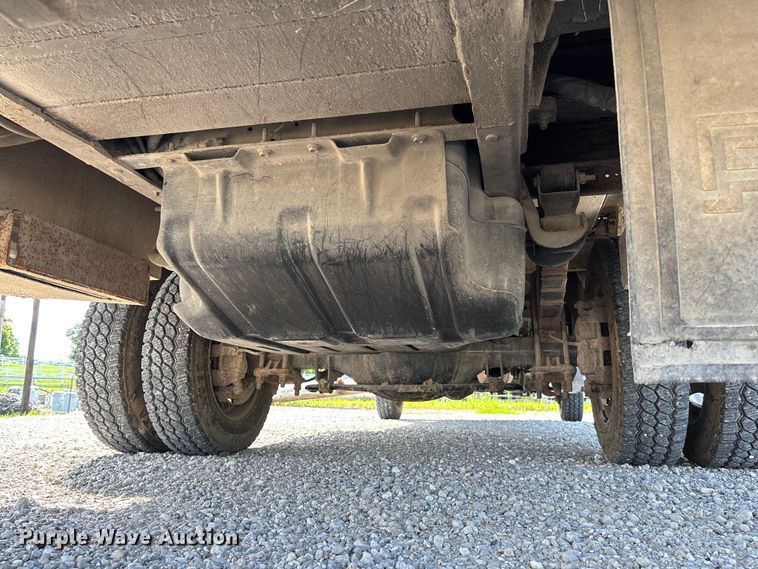 image for item FC5860 2009 Dodge Ram 5500 bucket truck