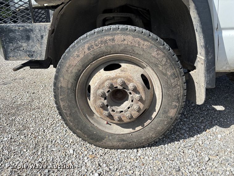 image for item FC5860 2009 Dodge Ram 5500 bucket truck