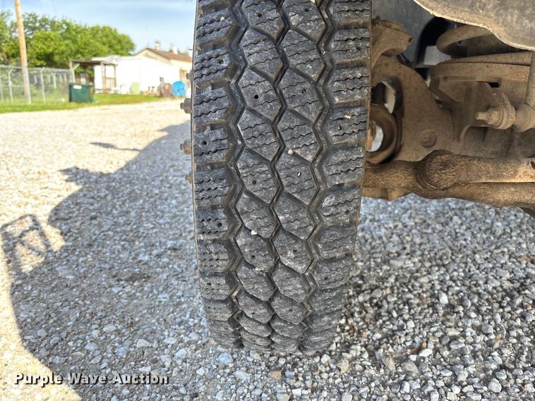 image for item FC5860 2009 Dodge Ram 5500 bucket truck