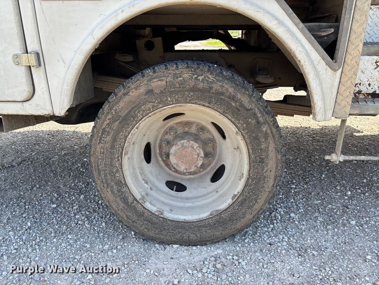image for item FC5860 2009 Dodge Ram 5500 bucket truck