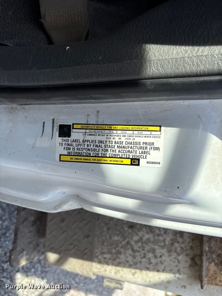 image for item FC5860 2009 Dodge Ram 5500 bucket truck