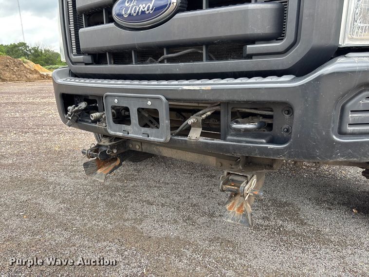 image for item FC5920 2014 Ford F550 Super Duty dump truck