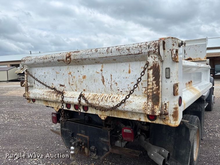 image for item FC5920 2014 Ford F550 Super Duty dump truck